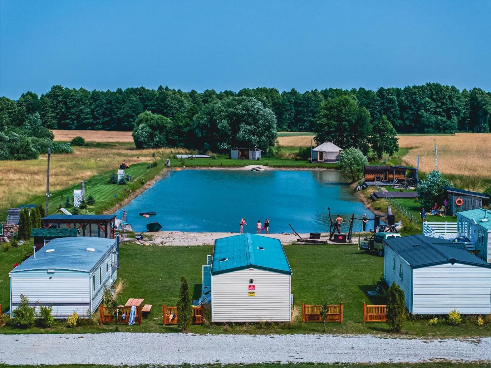Jurty Glamping Hotel Gostynin Exterior photo
