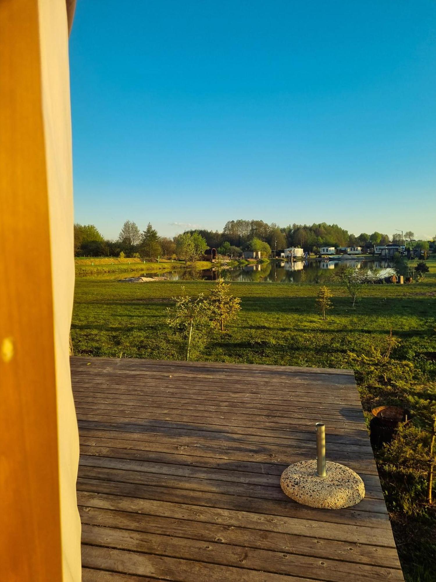 Jurty Glamping Hotel Gostynin Exterior photo
